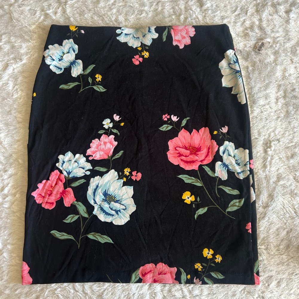 Old Navy Pencil Skirt Womens Small Black Floral Print Bodycon NWT